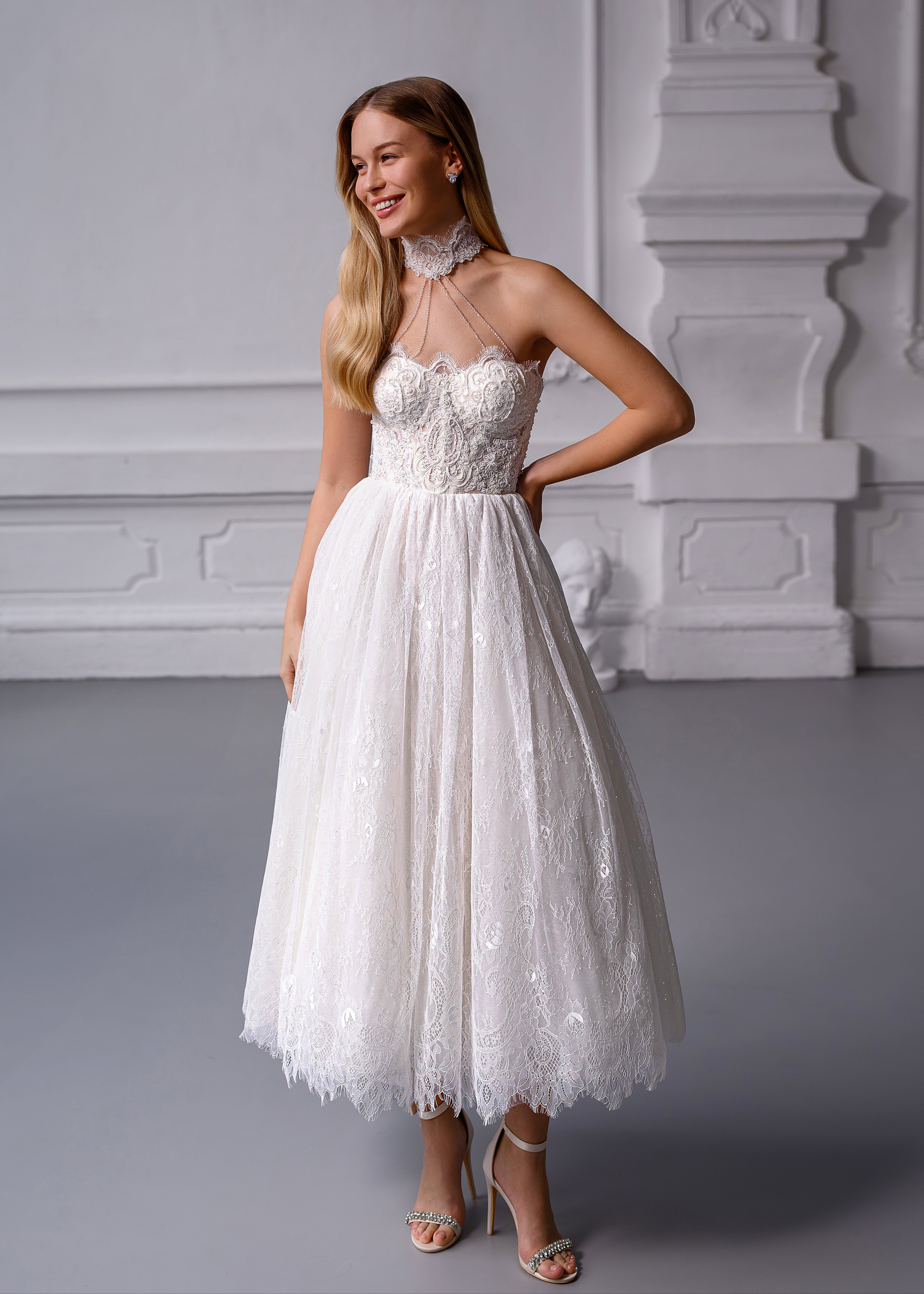 فستان مارتينا متوسط الطول