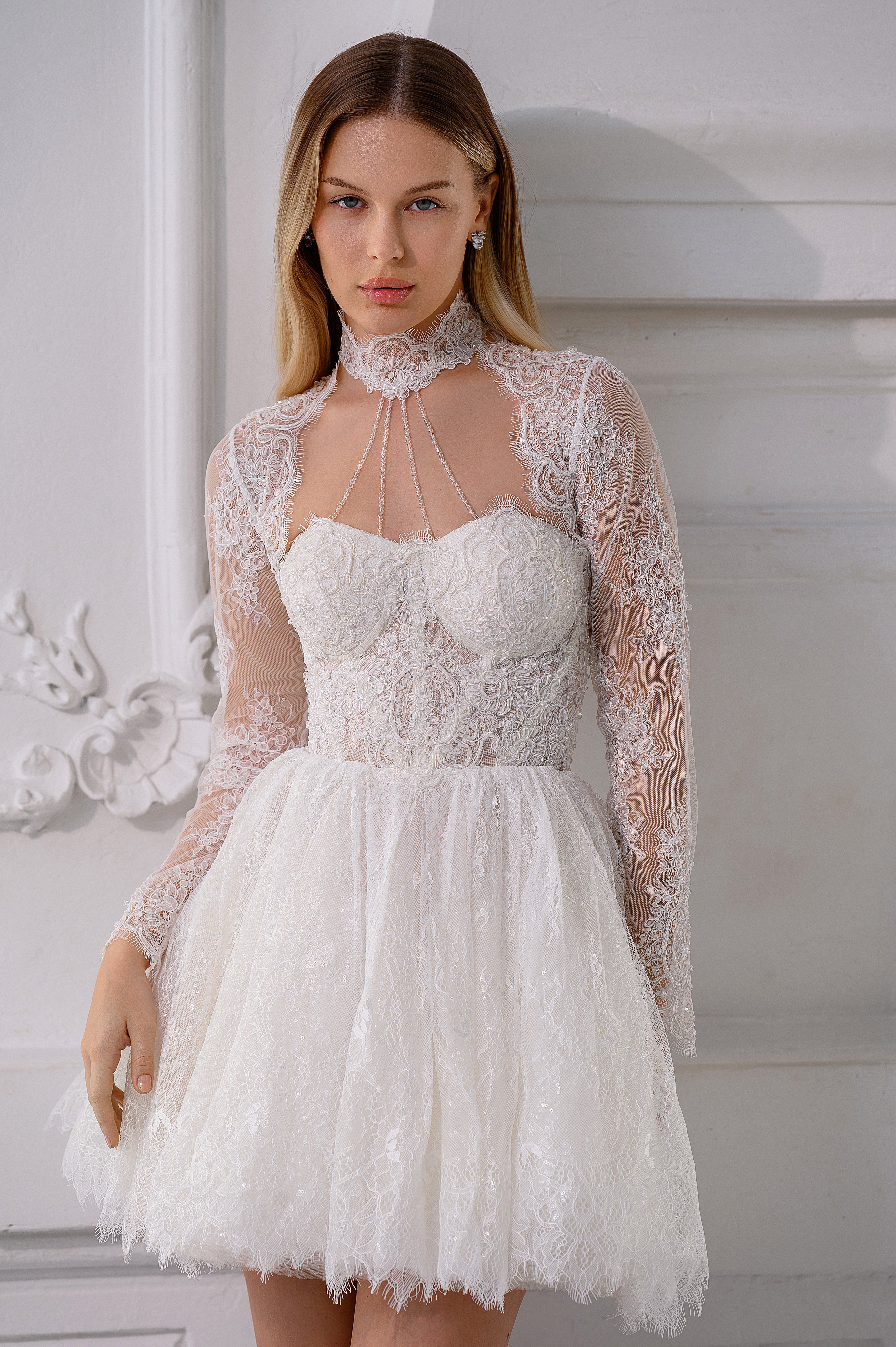 فستان مارتينا القصير