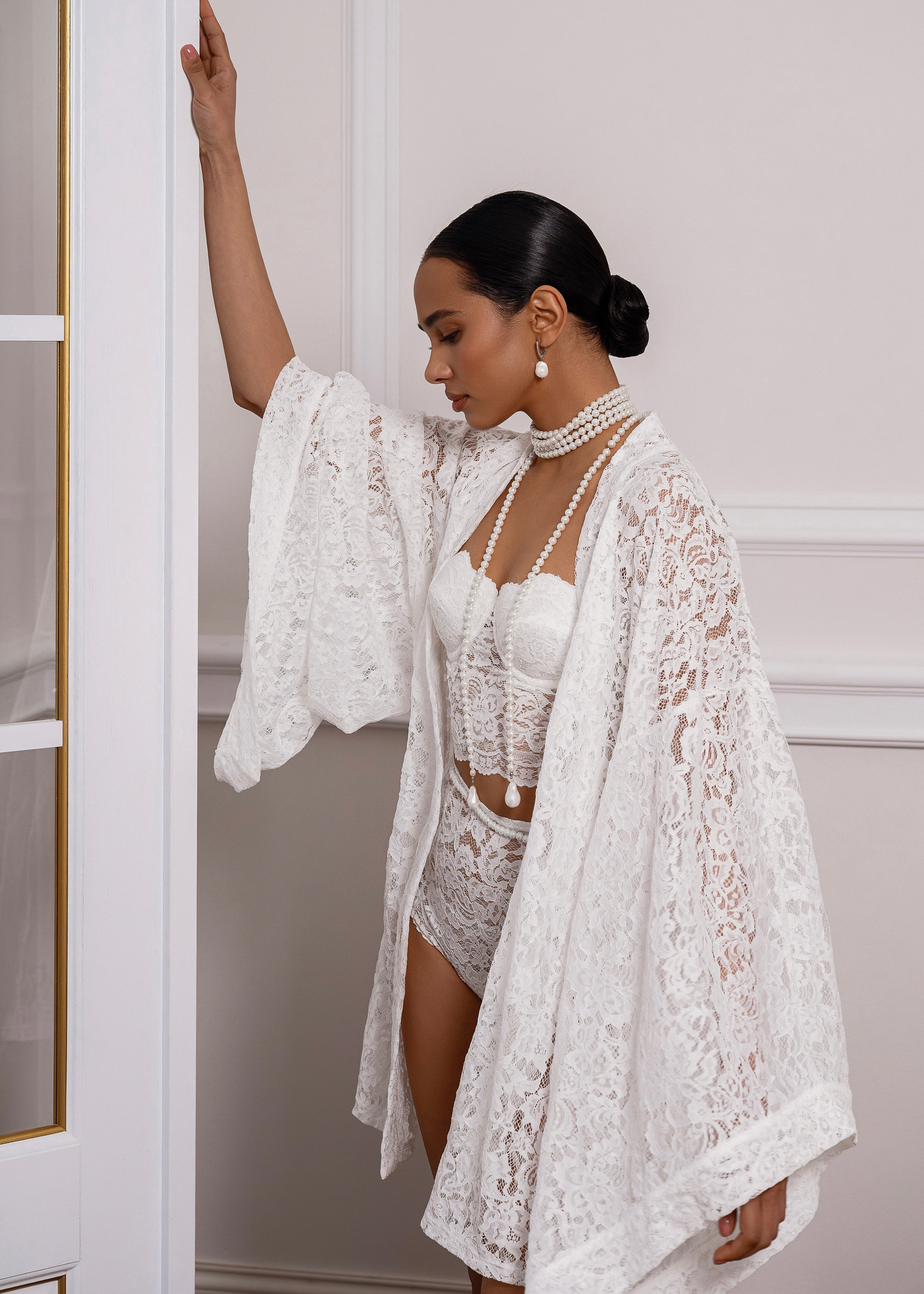 Frisson bridal robe