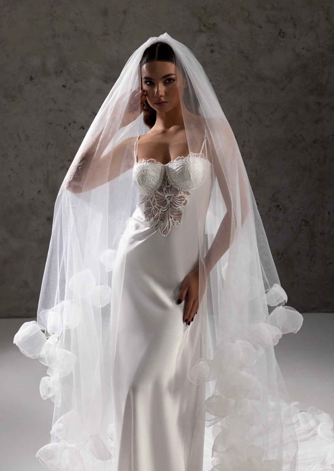 عينة طرحة أليس، طولها 36 بوصة / 0.9 متر