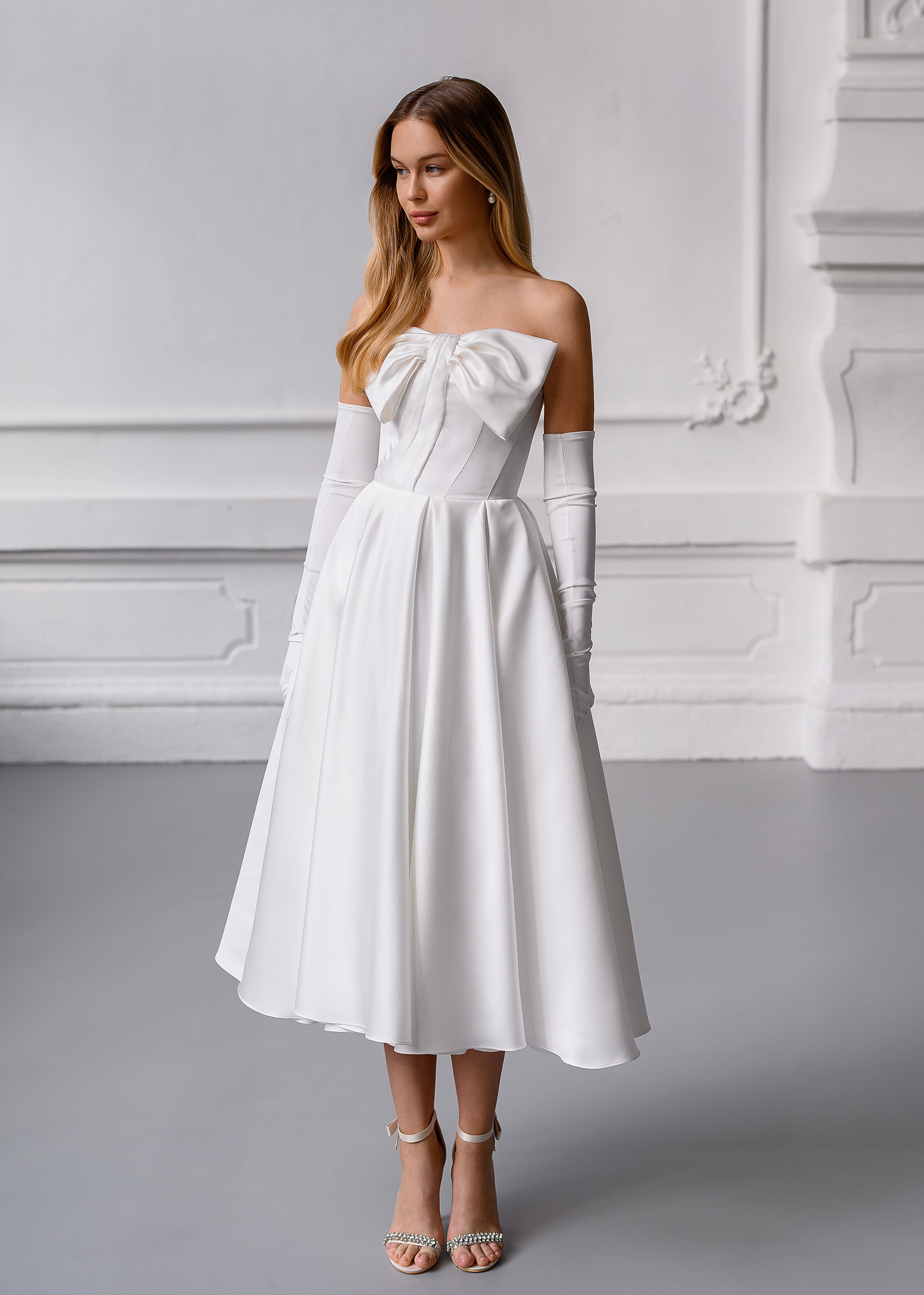 فستان كارولين